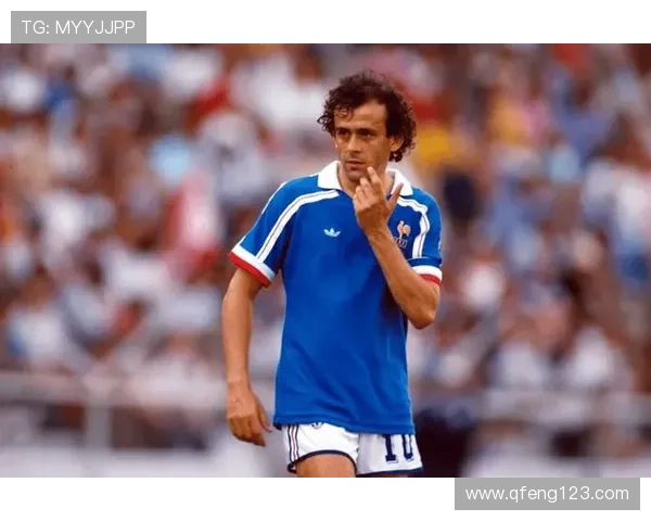 全球足球历史上杰出球员的辉煌成就与影响力回顾 全球足球历史上杰出球员的辉煌成就与影响力回顾