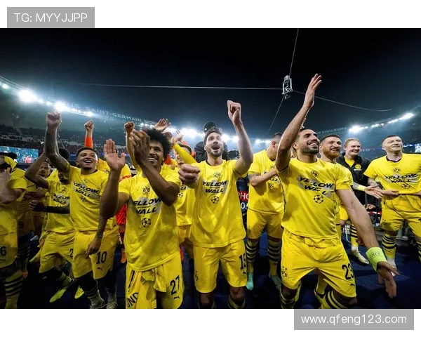 足球明星精彩瞬间全员合照汇总尽享球场魅力与团队精神 足球明星精彩瞬间全员合照汇总尽享球场魅力与团队精神