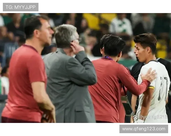 足球明星赌博视频曝光引发舆论热议球迷们对偶像的信任受到考验